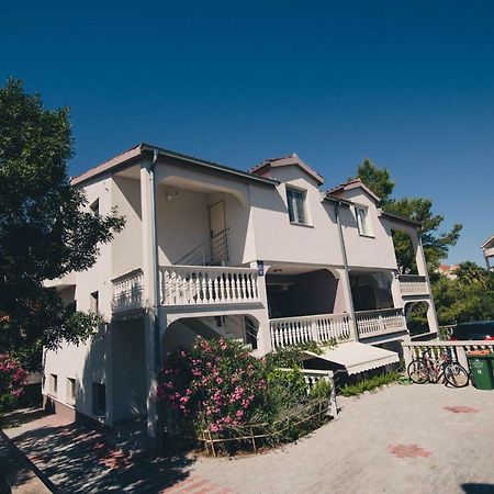Apartments Vodice Exterior photo